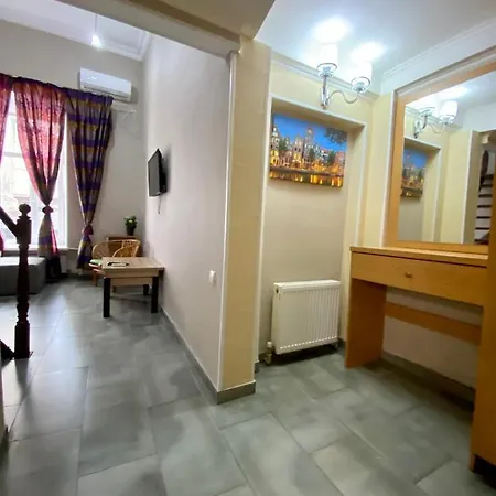 Central Apartments Odesa Exterior photo